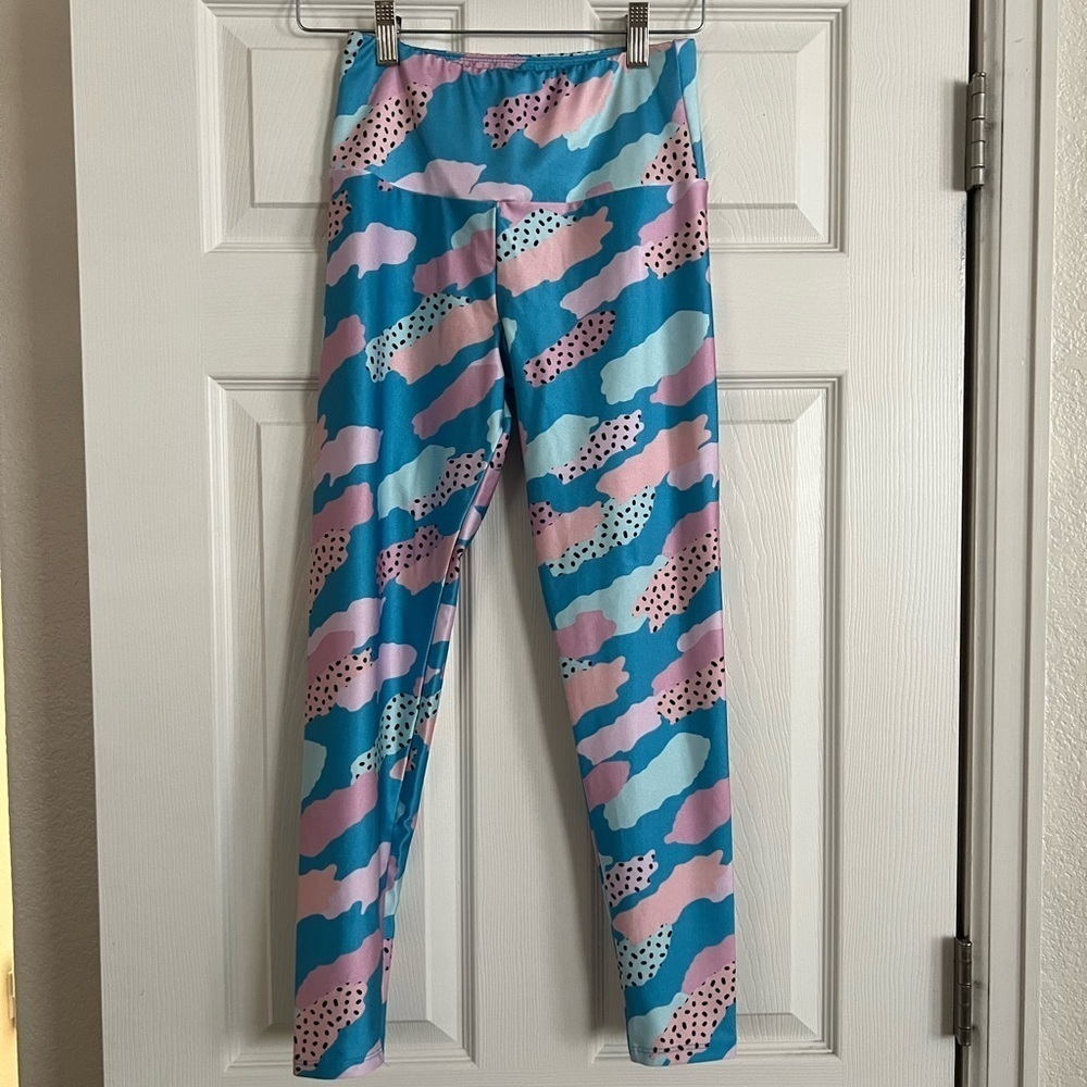 Goldsheep | Blue Pink Leggings Sz M Crop